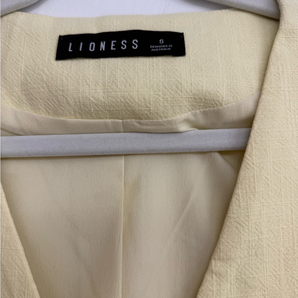 Lioness Leo Vest Top - Picture 5 of 5